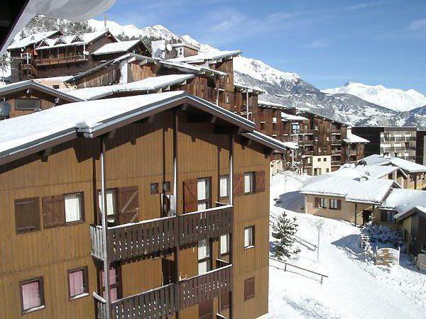 Rent in ski resort Résidence les Gentianes - La Norma - Winter outside