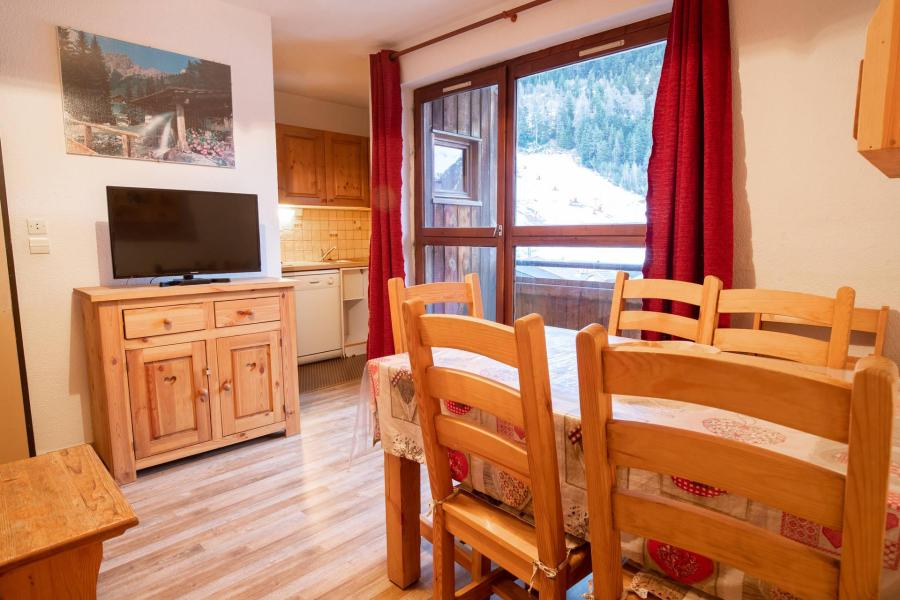 Rent in ski resort 2 room apartment sleeping corner 6 people (SB300C) - Résidence les Portes de la Vanoise - La Norma - Living room