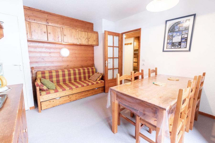 Rent in ski resort 2 room apartment sleeping corner 6 people (SB408B) - Résidence les Portes de la Vanoise - La Norma - Living room