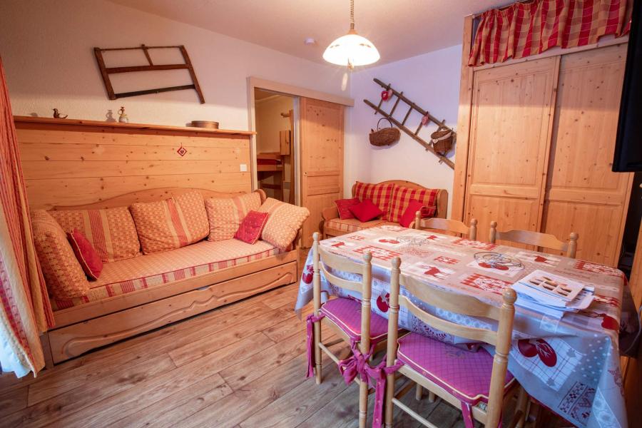 Ski verhuur Appartement 2 kamers bergnis 6 personen (SB511A) - Résidence les Portes de la Vanoise - La Norma - Woonkamer