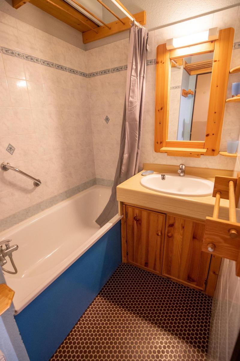 Location au ski Appartement 2 pièces coin montagne 6 personnes (SB300C) - Résidence les Portes de la Vanoise - La Norma - Salle de bains