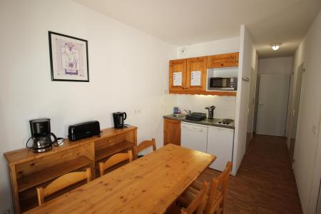 Rent in ski resort 3 room apartment 6 people (3002) - Les Chalets de la Vanoise - La Norma - Living room