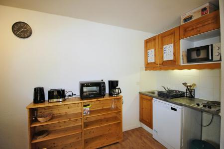 Rent in ski resort 3 room apartment 6 people (3302) - Les Chalets de la Vanoise - La Norma - Kitchen