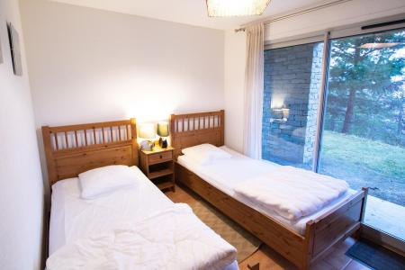 Skiverleih Doppelchalethälfte 3 Zimmer für 6 Personen (CHT93) - Les Chalets Petit Bonheur - La Norma - Schlafzimmer