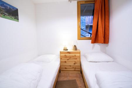 Rent in ski resort Semi-detached 3 room chalet 6 people (CHT93) - Les Chalets Petit Bonheur - La Norma - Apartment