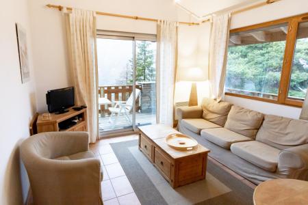 Rent in ski resort Semi-detached 3 room chalet 6 people (CHT94) - Les Chalets Petit Bonheur - La Norma - Living room