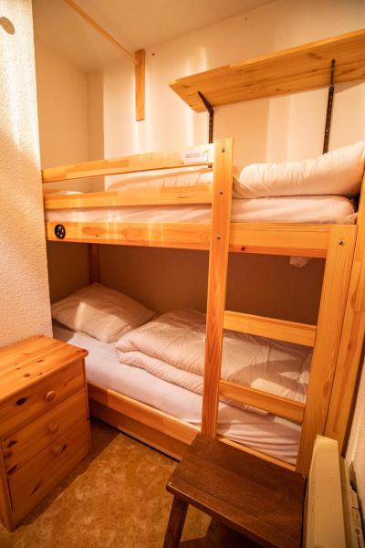 Rent in ski resort Studio sleeping corner 4 people (NO34GV) - Résidence le Grand Vallon - La Norma - Cabin