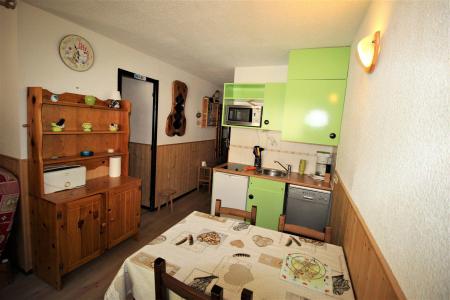 Rent in ski resort 2 room apartment cabin 4 people (413T) - Résidence le Tétras - La Norma - Living room