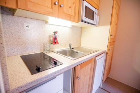 Rent in ski resort 3 room mezzanine apartment 8 people (AR24B) - Résidence les Arolles - La Norma - Kitchenette