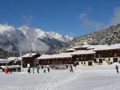 Location au ski Résidence les Arolles - La Norma - Extérieur hiver