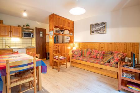 Rent in ski resort 2 room apartment 4 people (AV15E) - Résidence les Avenières - La Norma - Living room