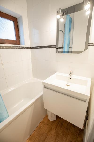 Alquiler al esquí Apartamento 2 piezas para 4 personas (SB100C) - Résidence les Portes de la Vanoise - La Norma - Cuarto de baño