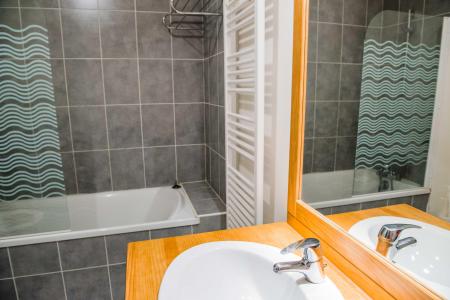 Rent in ski resort Résidence Plein Soleil - La Norma - Bathroom