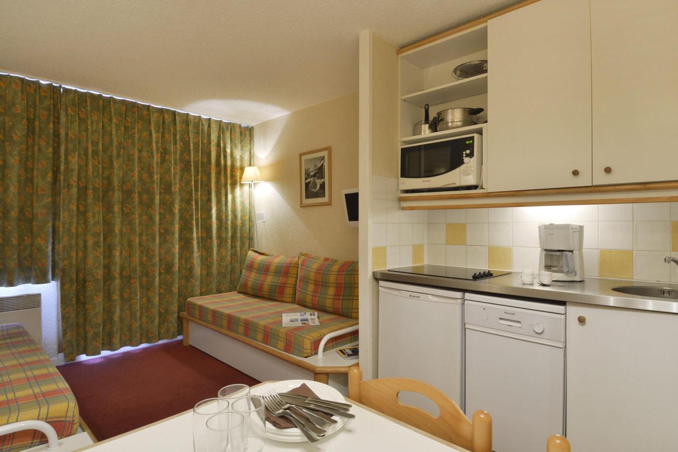 Studio 4 personnes (02)