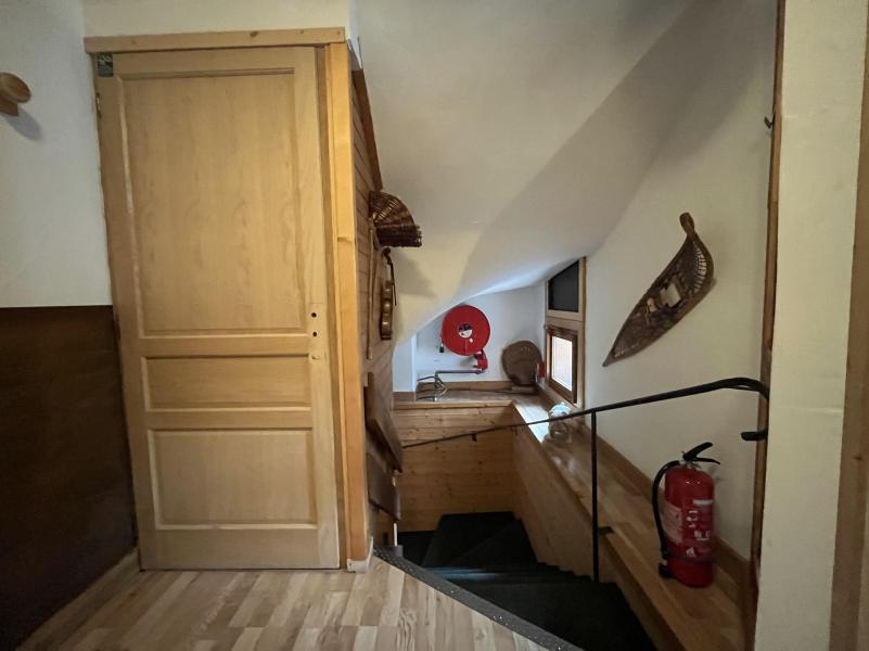 Rent in ski resort 8 room chalet 12 people - Chalet Bartavelle - La Plagne