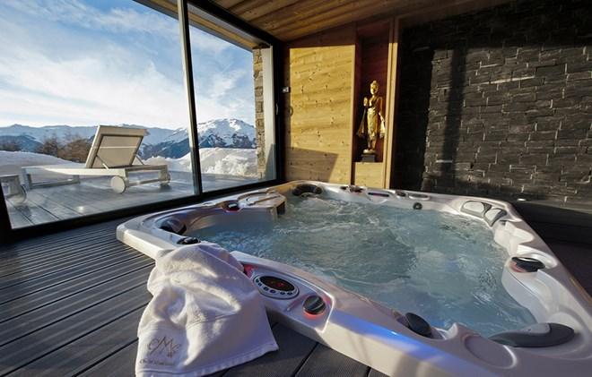 Rent in ski resort Chalet Mont Soleil - La Plagne - Jacuzzi