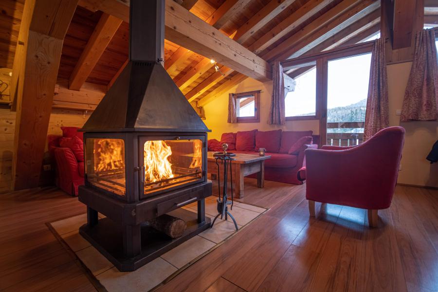 Rent in ski resort 6 room triplex chalet 11 people (Mont Blanc) - Chalets du Cocoon - La Plagne - Fireplace