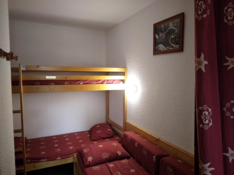 Rent in ski resort Studio 4 people (305) - La Résidence 3000 - La Plagne - Bedroom
