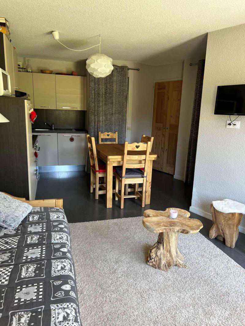 Skiverleih 3-Zimmer-Appartment für 6 Personen (08) - La Résidence Callisto - La Plagne - Wohnzimmer