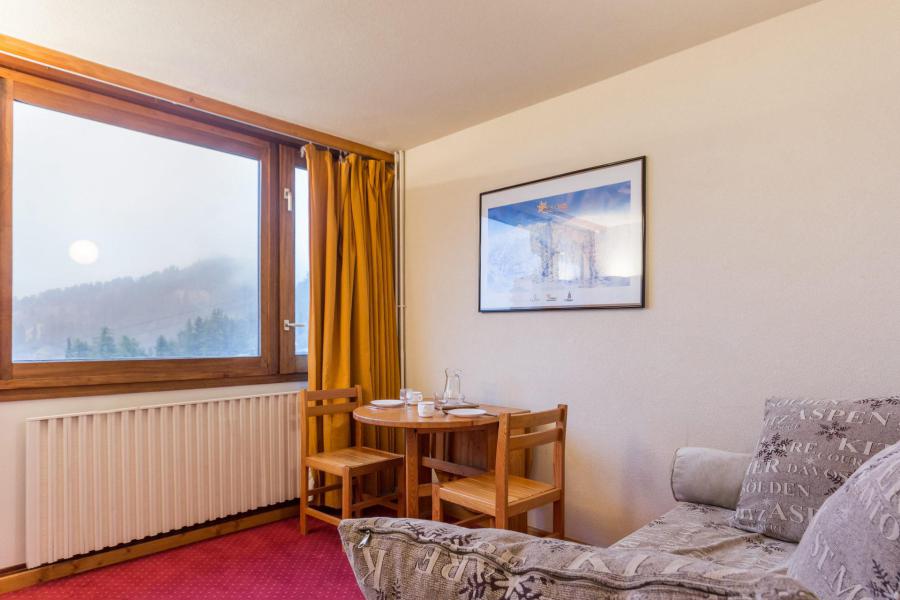 Rent in ski resort Studio 2 people (813) - La Résidence France - La Plagne - Living room
