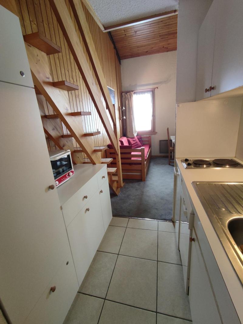 Rent in ski resort Studio mezzanine 5 people (406) - La Résidence Hameaux 2 - La Plagne