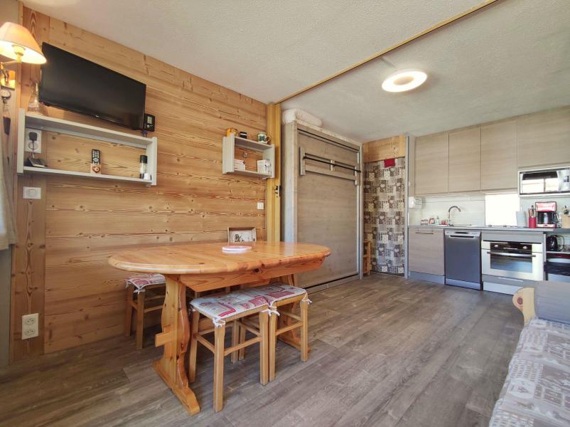 Rent in ski resort Divisible studio 4 people (ST4) - La Résidence le Cerro Torre - La Plagne - Living room