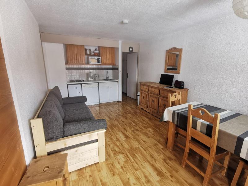 Skiverleih 3-Zimmer-Appartment für 7 Personen (6) - La Résidence le Mustag - La Plagne - Wohnzimmer