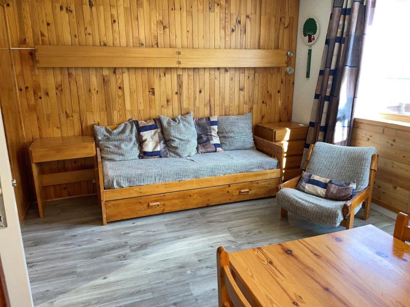 Rent in ski resort Studio sleeping corner 4 people (96) - La Résidence les Soldanelles - La Plagne - Living room