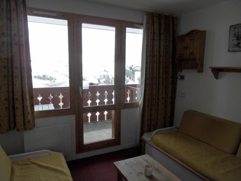 Rent in ski resort Studio cabin 4 people (215) - La Résidence Themis - La Plagne - Living room