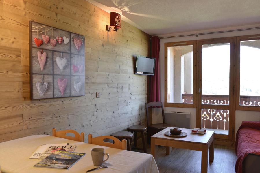 Rent in ski resort Studio sleeping corner 4 people (220) - La Résidence Themis - La Plagne - Apartment