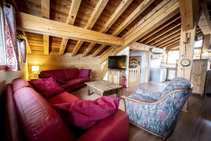 Rent in ski resort 6 room chalet 11 people (Mont-Blanc) - Les Chalets Du Cocoon - La Plagne - Living room
