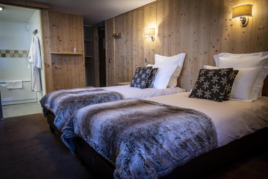 Rent in ski resort 8 room chalet 19 people (Le Cocoon) - Les Chalets Du Cocoon - La Plagne - Bedroom