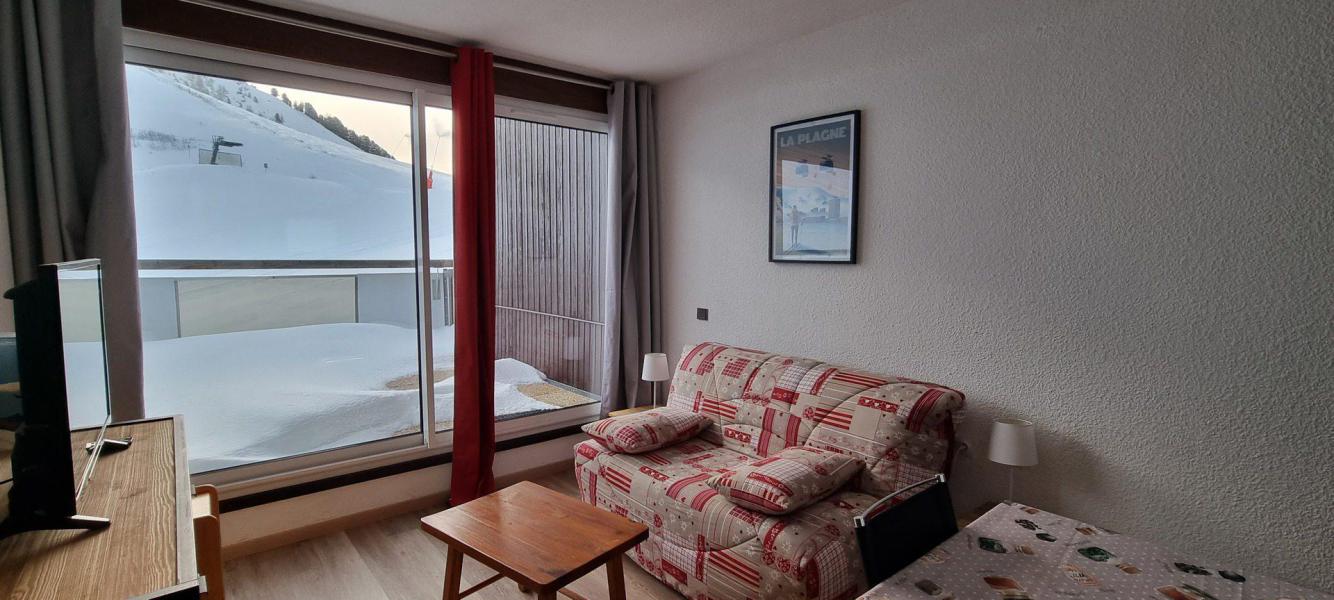 Rent in ski resort Studio 2 people (A2G18) - Résidence Aime 2000 - l'Étoile - La Plagne - Living room