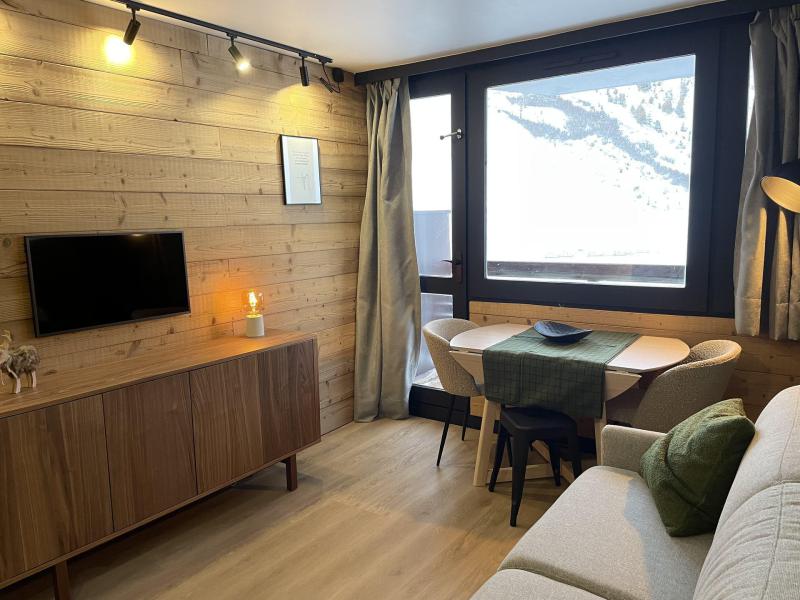 Rent in ski resort Studio cabin 4 people (A2P54) - Résidence Aime 2000 Paquebot des Neiges - La Plagne - Living room