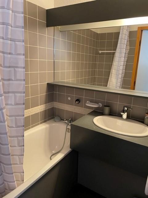 Rent in ski resort 2 room apartment 4 people (28) - Résidence Carène - La Plagne - Bathroom