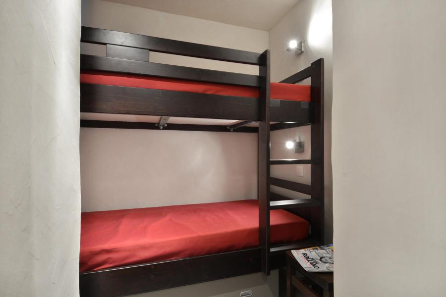 Аренда на лыжном курорте Апартаменты 2 комнат 6 чел. (34) - Résidence Carroley B - La Plagne - Двухспальный шкаф кровать