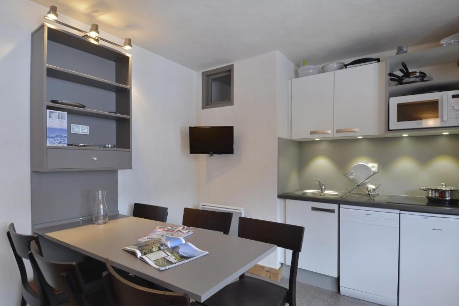 Skiverleih 2-Zimmer-Appartment für 6 Personen (34) - Résidence Carroley B - La Plagne - Tisch