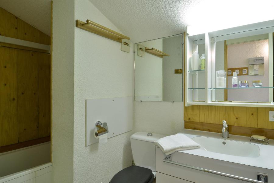 Location au ski Studio cabine 4 personnes (1303) - Résidence Croix du Sud - La Plagne - Salle de bain