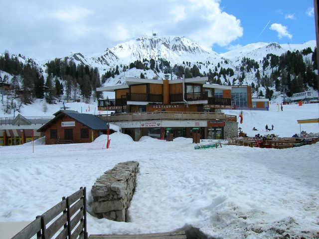 Vacanze in montagna Studio per 4 persone (115) - Résidence du Pelvoux - La Plagne - Esteriore inverno