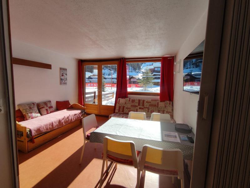 Rent in ski resort Studio 4 people (116) - Résidence du Pelvoux - La Plagne - Living room