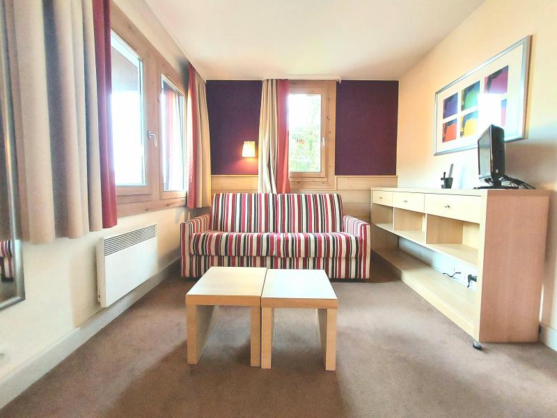 Rent in ski resort Studio 4 people (520) - Résidence Ellebore - La Plagne - Living room