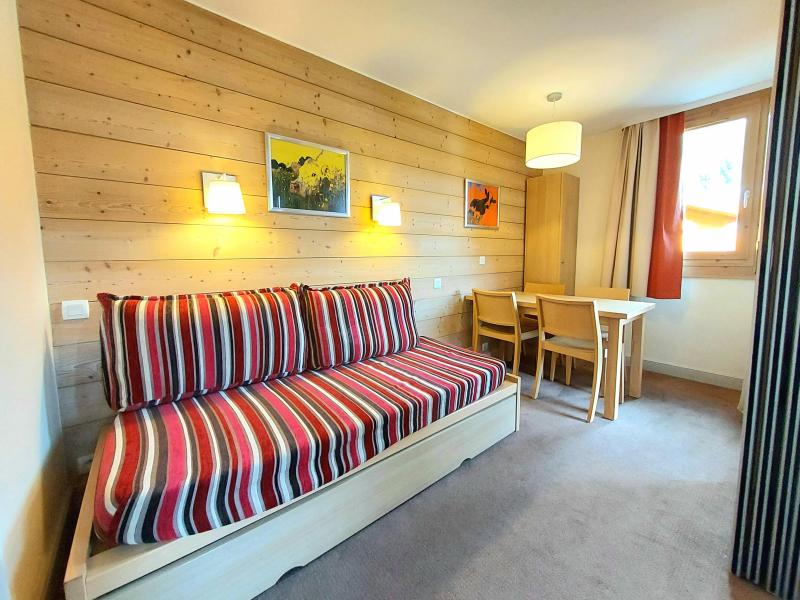 Rent in ski resort Studio 4 people (520) - Résidence Ellebore - La Plagne - Living room