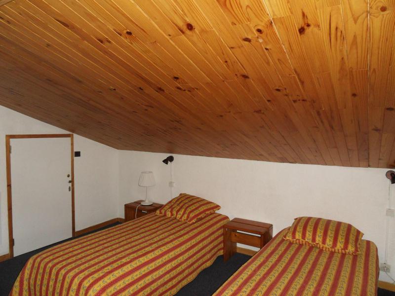 Rent in ski resort Studio 4 people (387) - Résidence Emeraude - La Plagne - Cabin