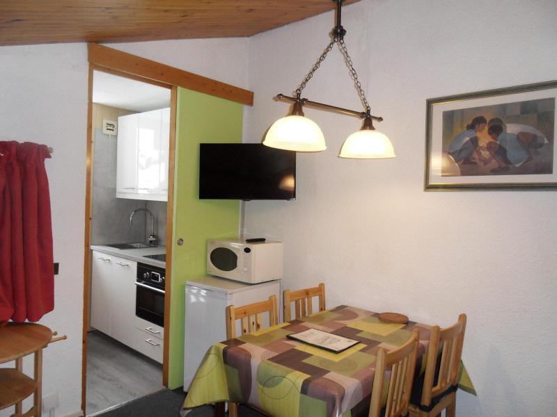Rent in ski resort Studio 4 people (387) - Résidence Emeraude - La Plagne - Living room