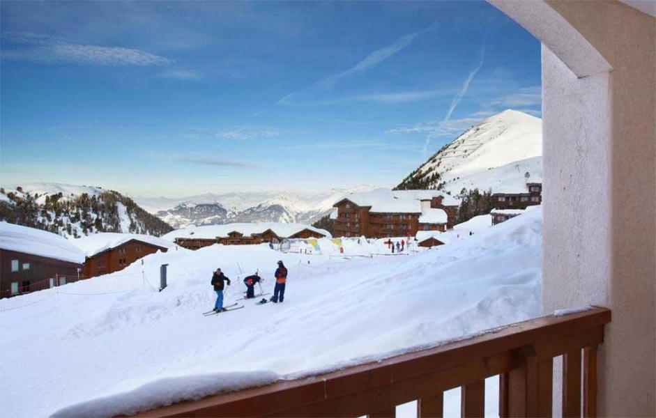 Vacances en montagne Résidence la Licorne - La Plagne - Extérieur hiver