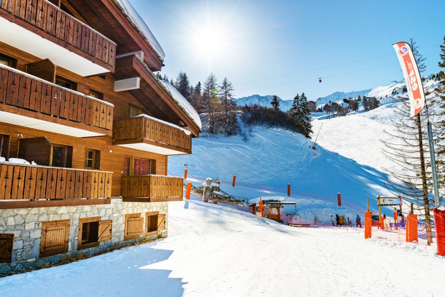 Vacances en montagne Résidence Lagrange les Chalets d'Edelweiss - La Plagne - Extérieur hiver