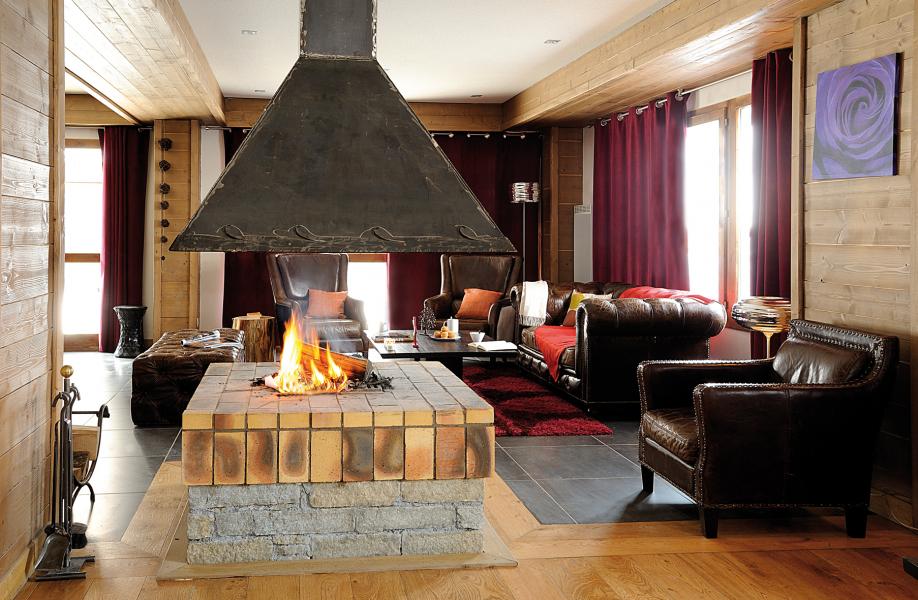 Rent in ski resort Résidence Lagrange les Chalets d'Edelweiss - La Plagne - Fireplace