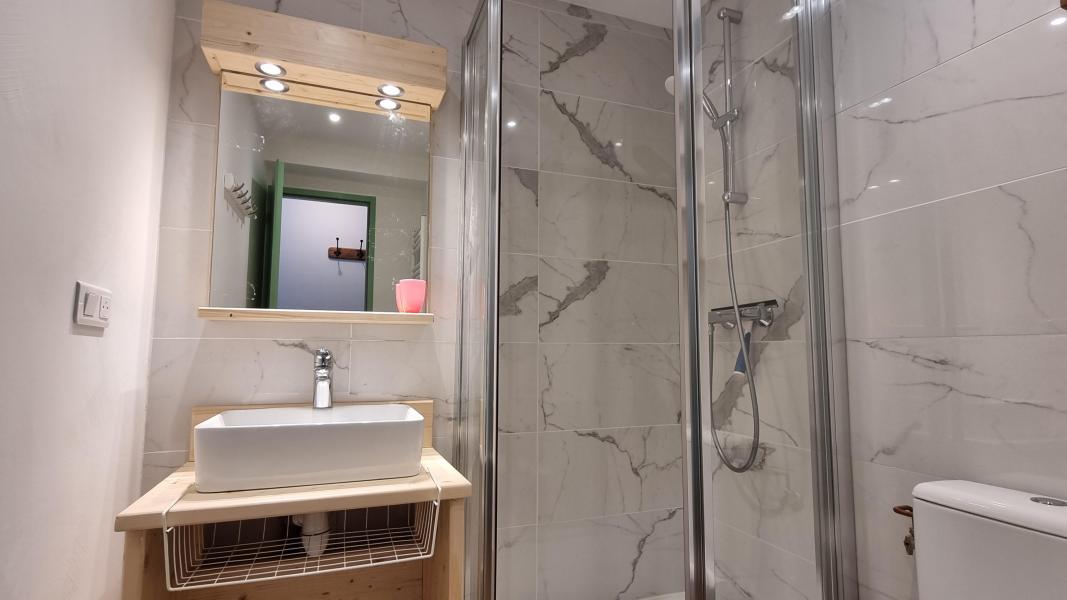 Rent in ski resort Studio 2 people (939) - Résidence le France - La Plagne - Shower room