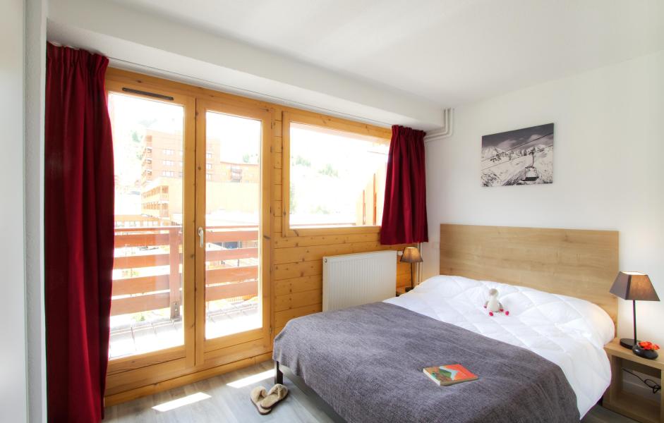 Rent in ski resort Résidence le Pelvoux - La Plagne - Bedroom