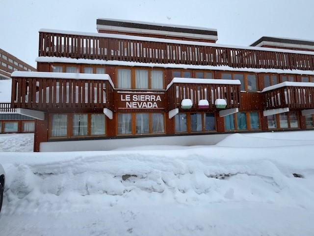 Location au ski Studio 4 personnes (13) - Résidence le Sierra Nevada - La Plagne - Extérieur hiver